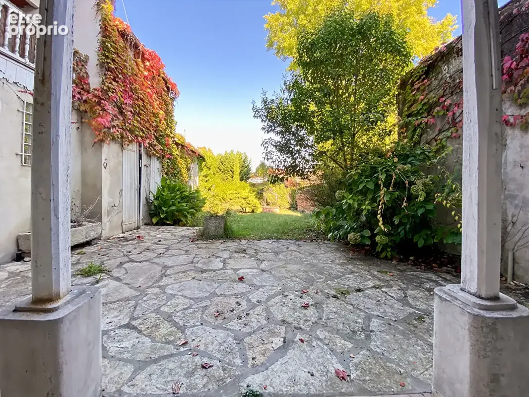 Maison Toulousaine Montauban Quartier SAint Michell 8 pièce(s) 285 m2 - photo 3
