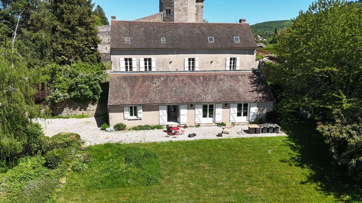 Maison à AUTUN