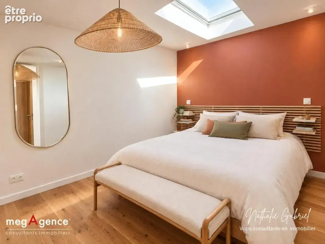 Un air de vacances à Angers avec cette villa de 6 chambres sur 203 m2 ! - photo 8