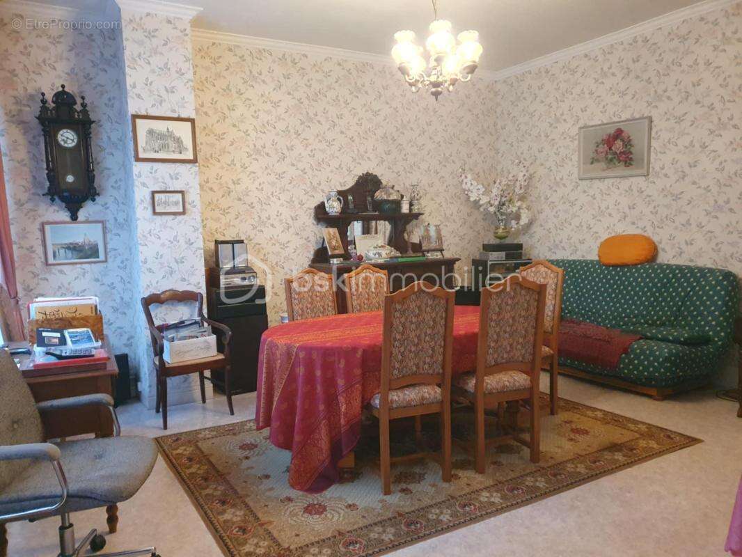 Maison à ORIGNY-SAINTE-BENOITE