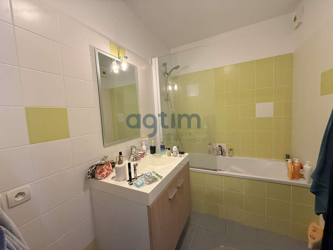 MONTAIGU CENTRE   Studio idéal investissement ou premier achat ! - photo 6