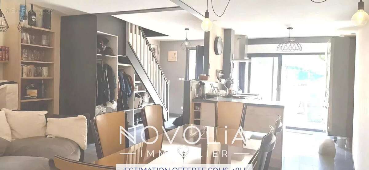 Maison à DECINES-CHARPIEU