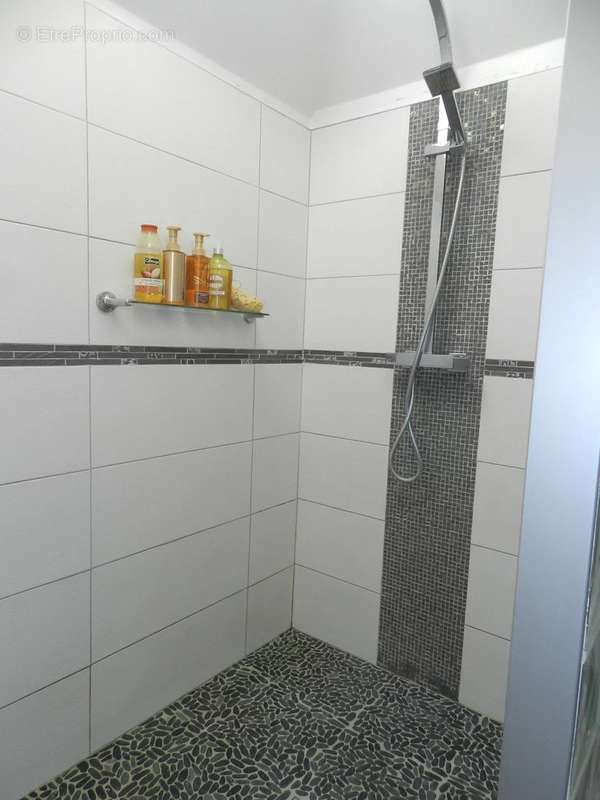 Maison à SAINT-PIERRE-SUR-DIVES