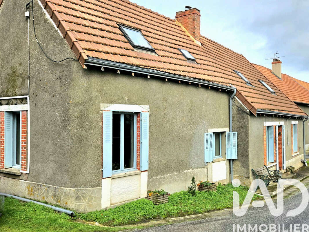 Maison 95 m² à Jouac  - photo 2