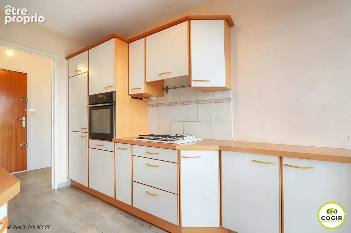 Exclusivite rennes clemenceau / sacre -coeurs / ste therese / gare appartement rennes 3 pièce(s) 62.37 m2 terrasse garage ascens - photo 4