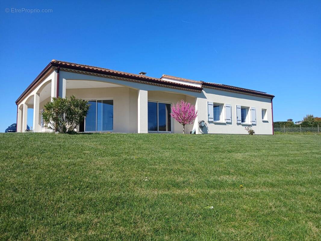 Maison à SAINT-PAUL-LIZONNE