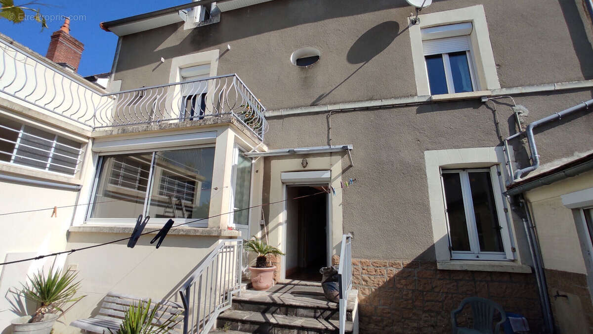 Maison à CHATELLERAULT