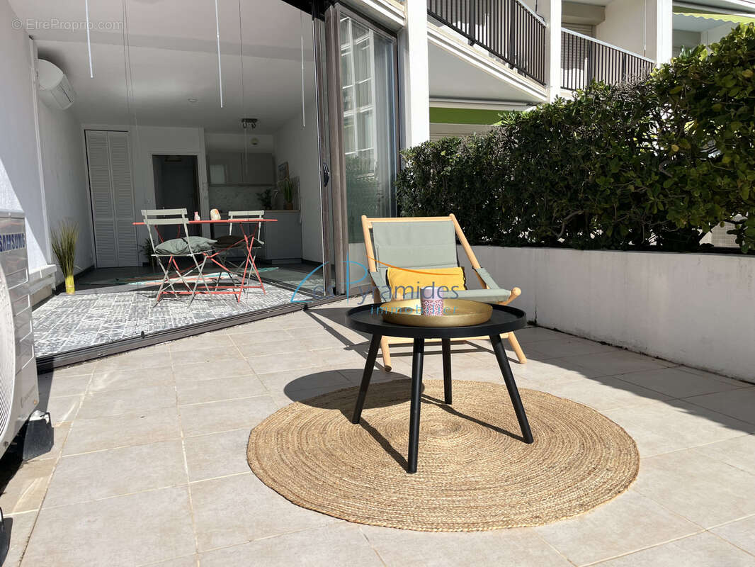 Studio cabine - verdure, mer - parking - photo 3