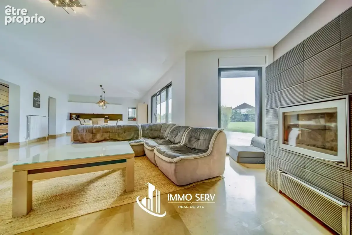 Maison 9 pièces 245 m² à vendre à Louvigny (57420) - photo 8