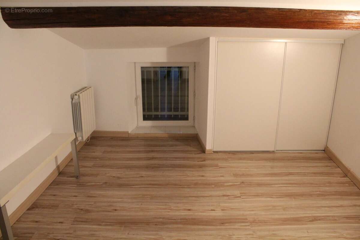 Appartement à MILHAUD