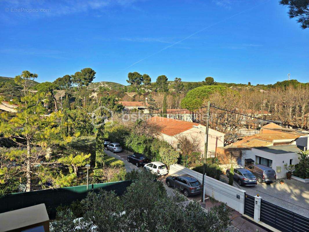 Appartement à CARRY-LE-ROUET