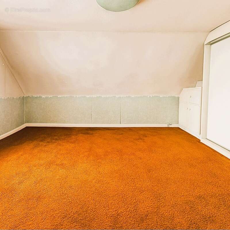 Maison à MONTIGNY-LES-CORMEILLES