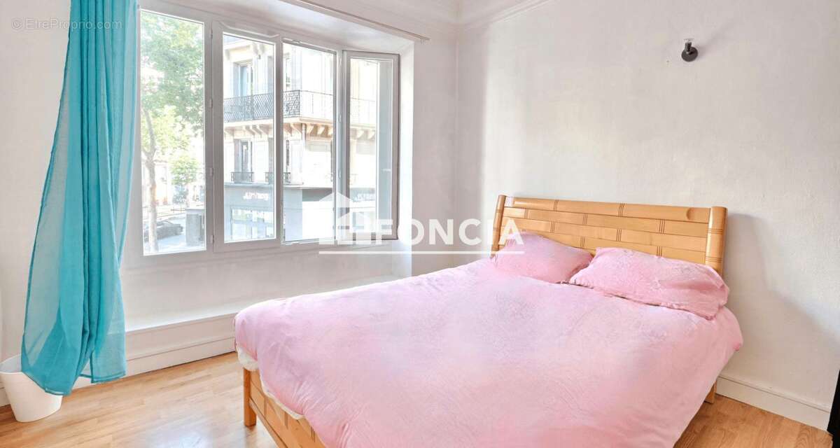 Appartement à PARIS-3E