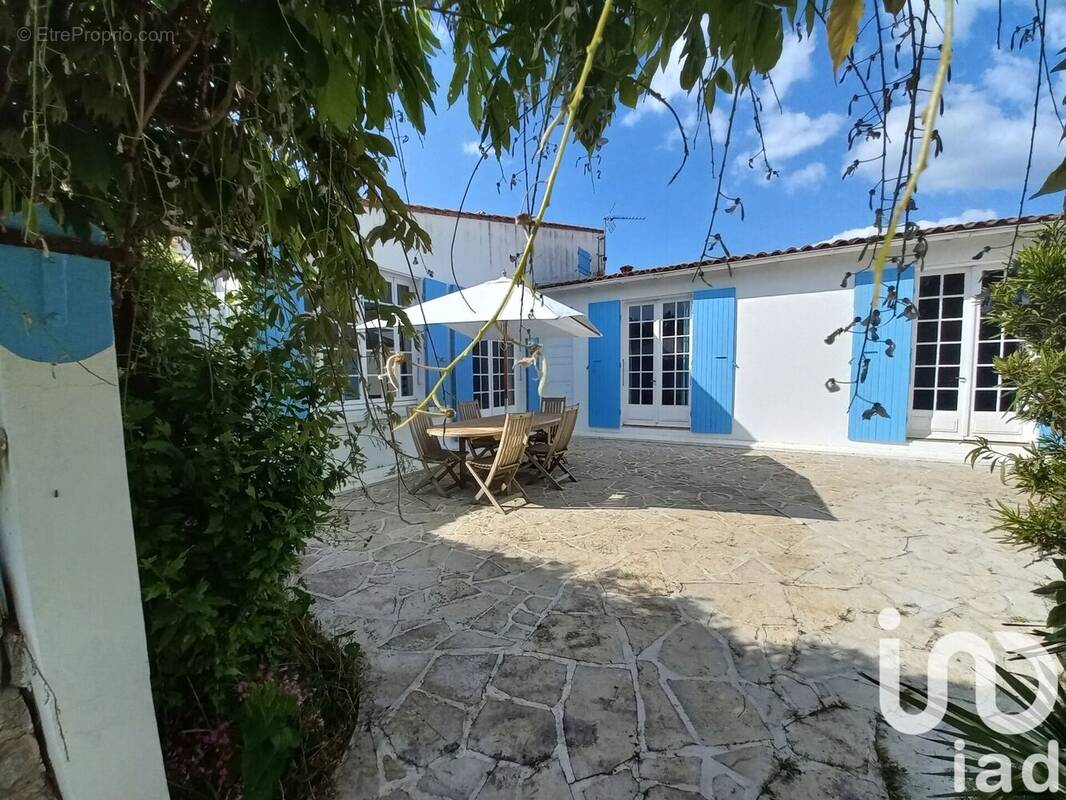 Photo 1 - Maison à LA BREE-LES-BAINS