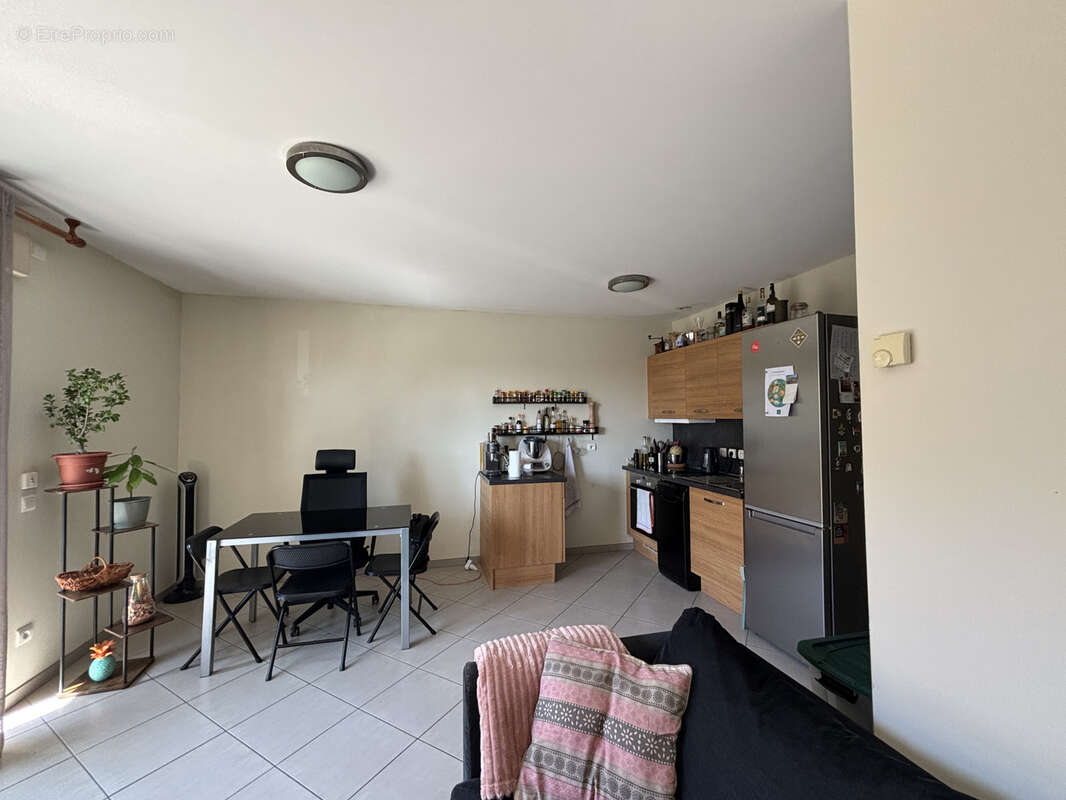 Appartement à GROISY