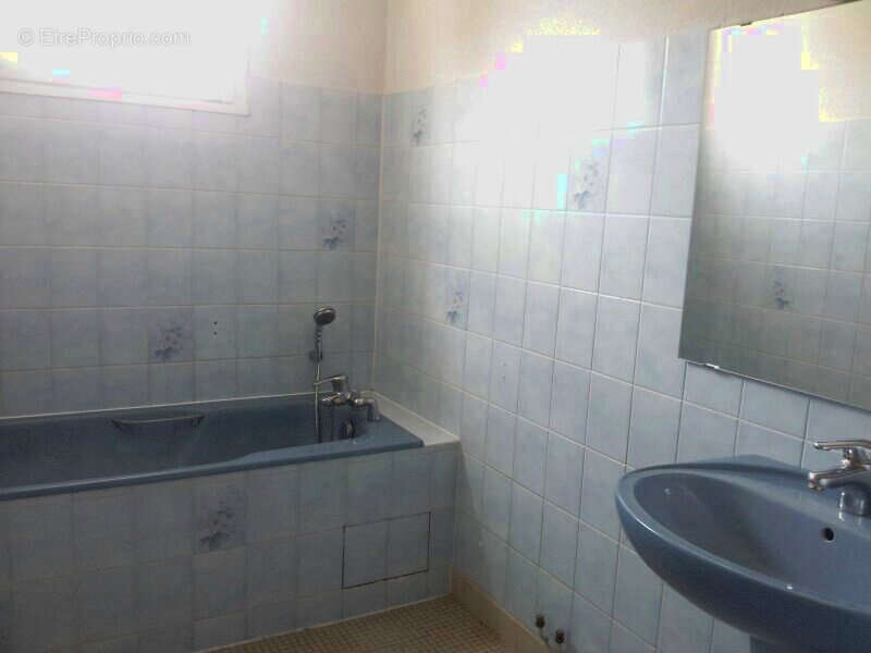 NEVERS appartement T.3   balcon GARAGE - photo 6