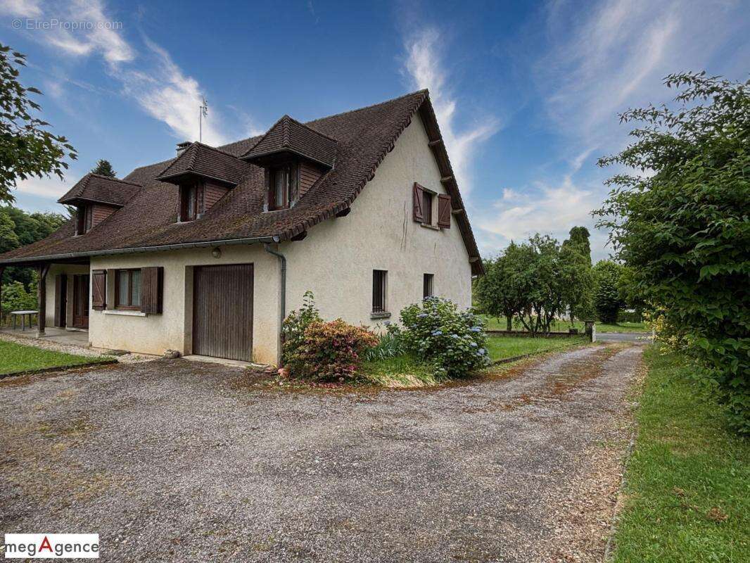 Maison familiale 5 chambres sur beau parc arboré - photo 2