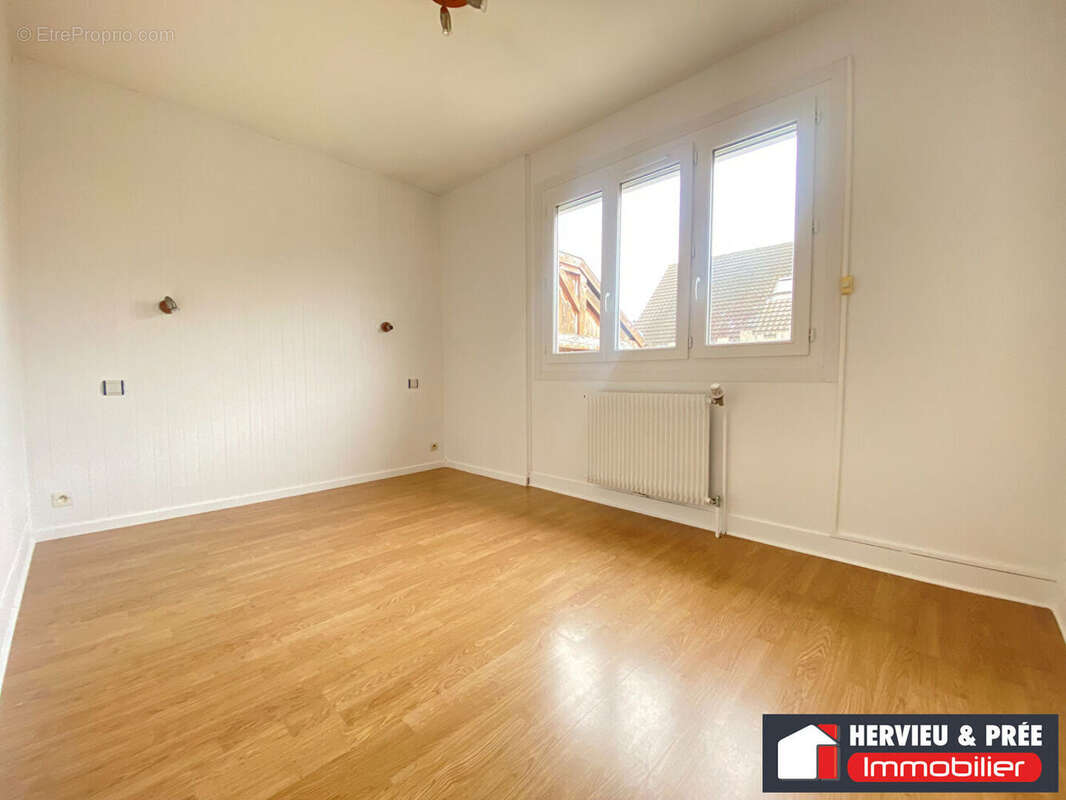 Maison à LUC-SUR-MER