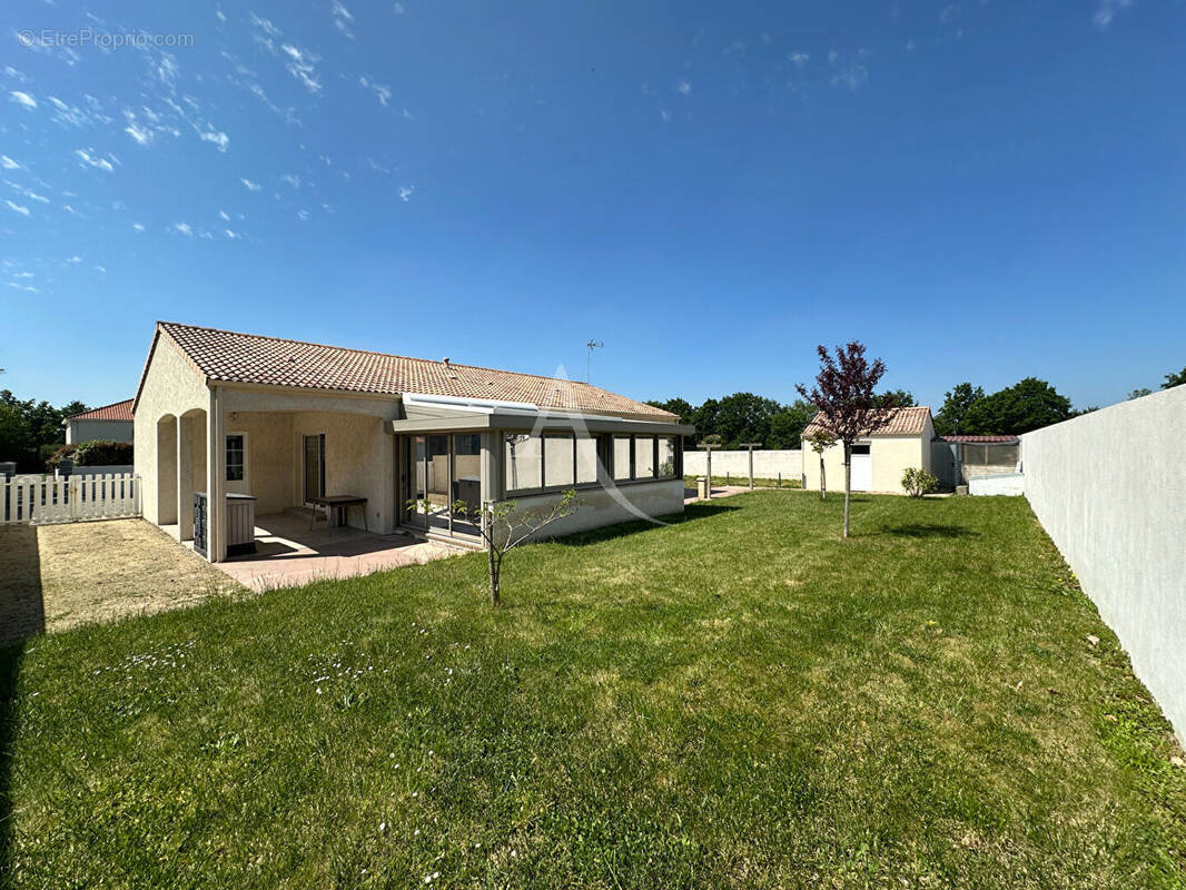 Maison à AIZENAY