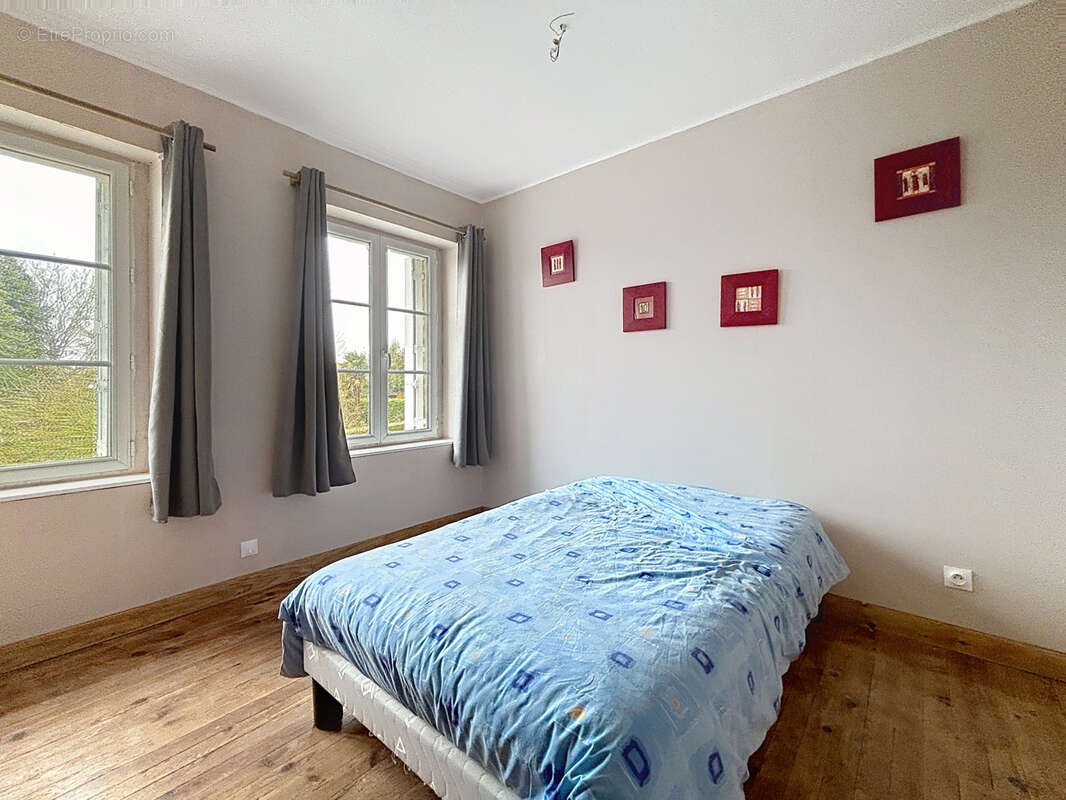 Maison à PICAUVILLE