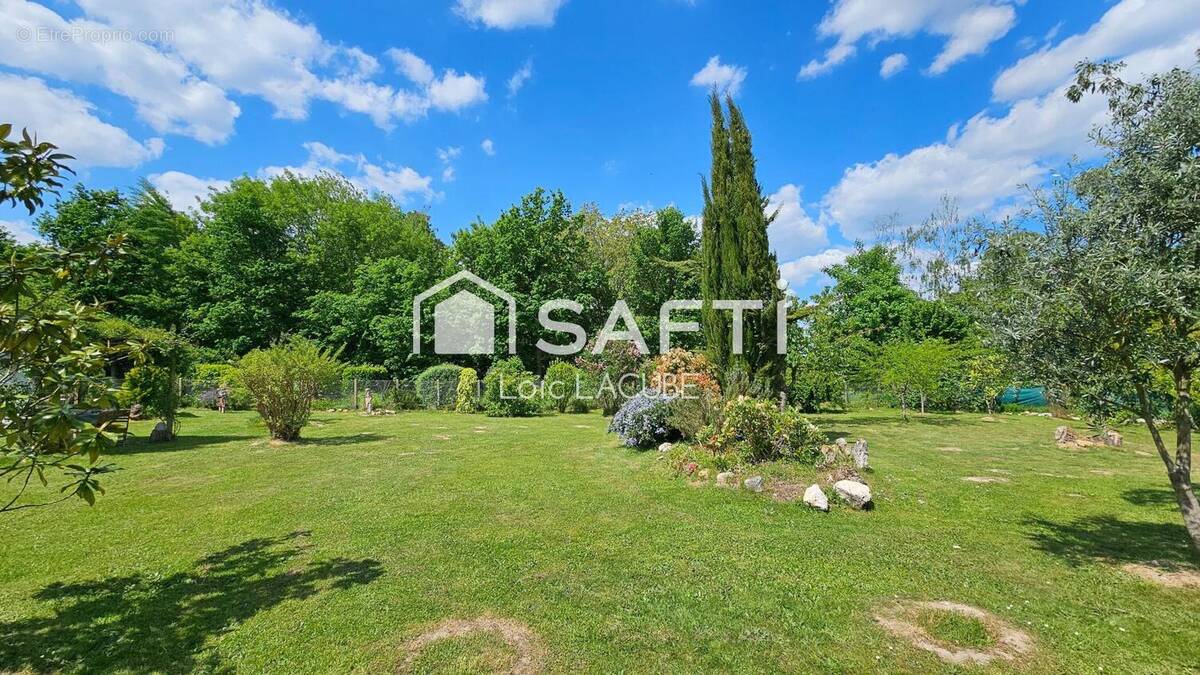 Photo 1 - Terrain à GARANCIERES