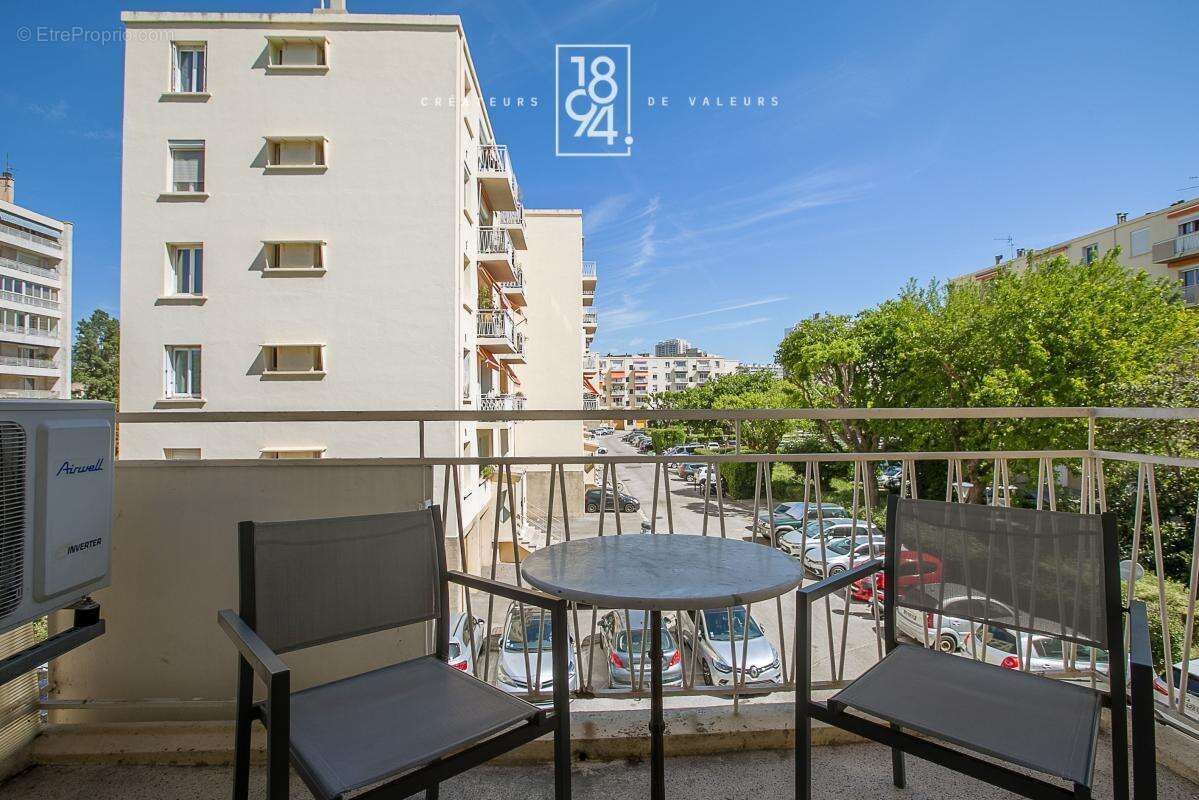 Appartement à MARSEILLE-8E