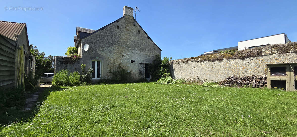 Maison à SAINT-VIGOR-LE-GRAND