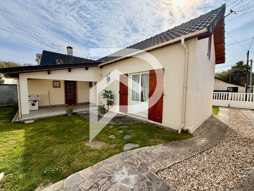 Maison à VILLEPINTE