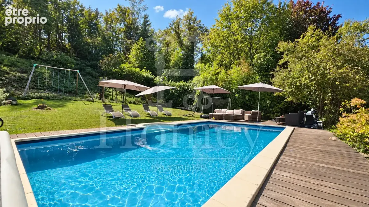 FILLINGES - Véritable Chalet en Madriers - Piscine Chauffée - Forêt Privative de 1200m2 - 10min Frontière Suis - photo 5