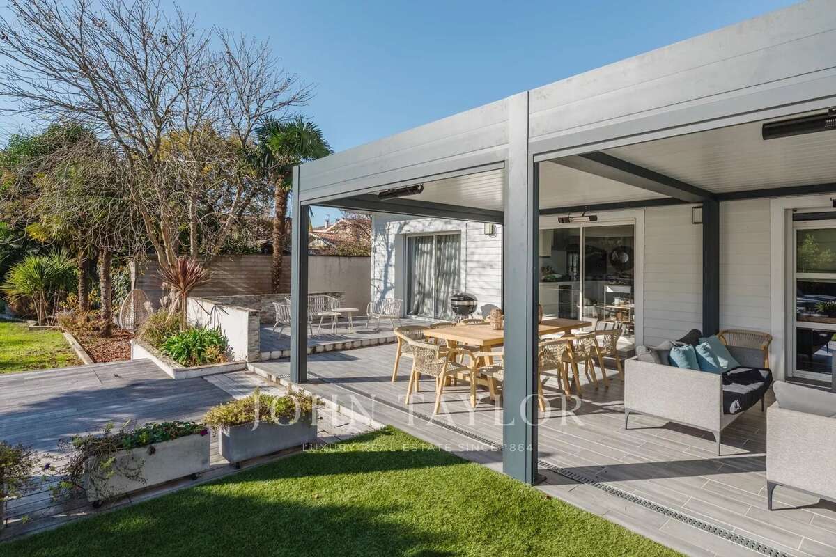 Maison à LE BOUSCAT