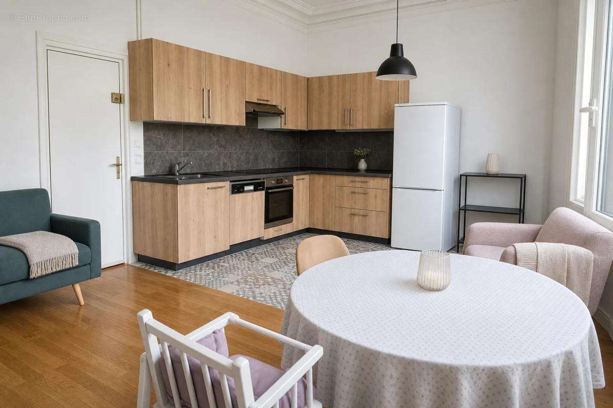 Appartement de 4 pièces de 83 m² à Méru - photo 2