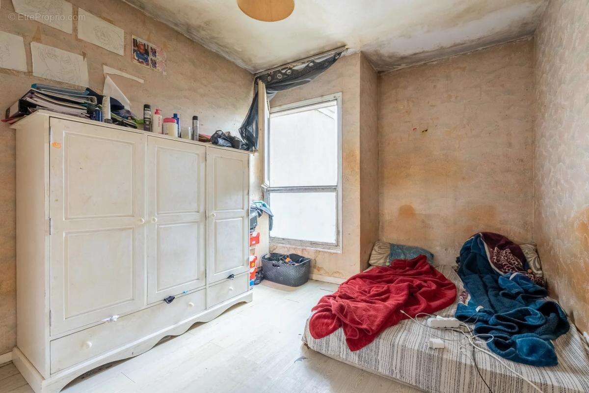 Appartement à LA COURNEUVE