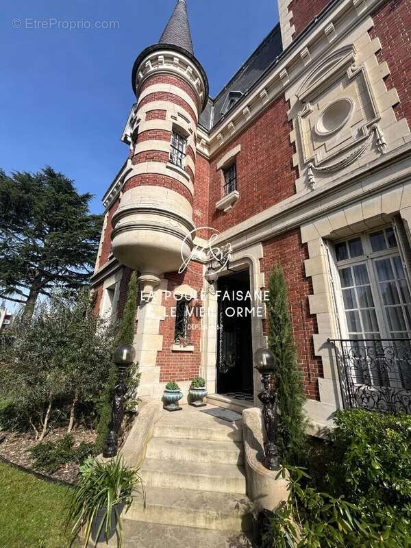 Maison à MANTES-LA-JOLIE