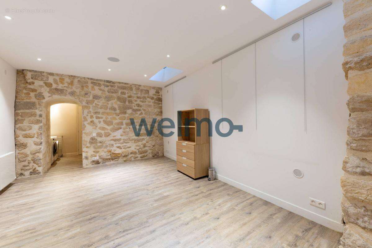 Appartement à PARIS-4E