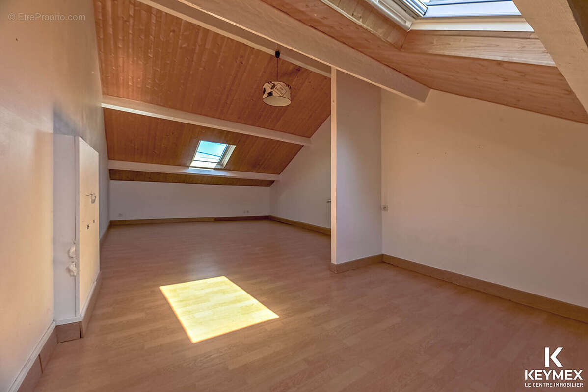 Maison à BORNEL