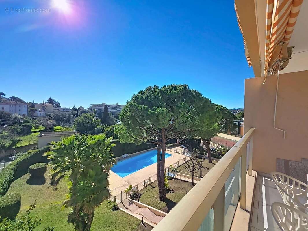 Appartement à LE CANNET