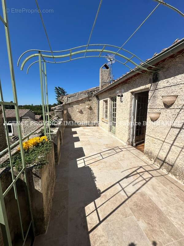 Maison à CHANTEMERLE-LES-GRIGNAN