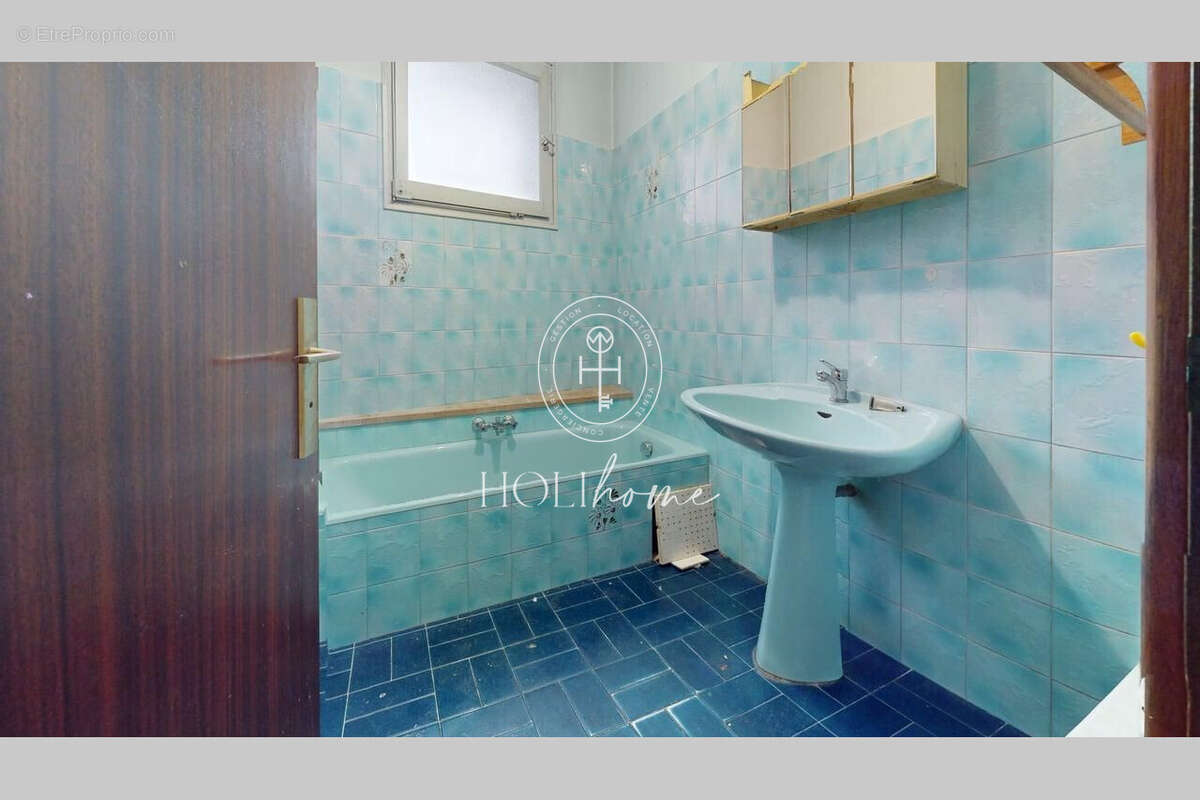 Appartement 160 m² à Trets  - photo 8