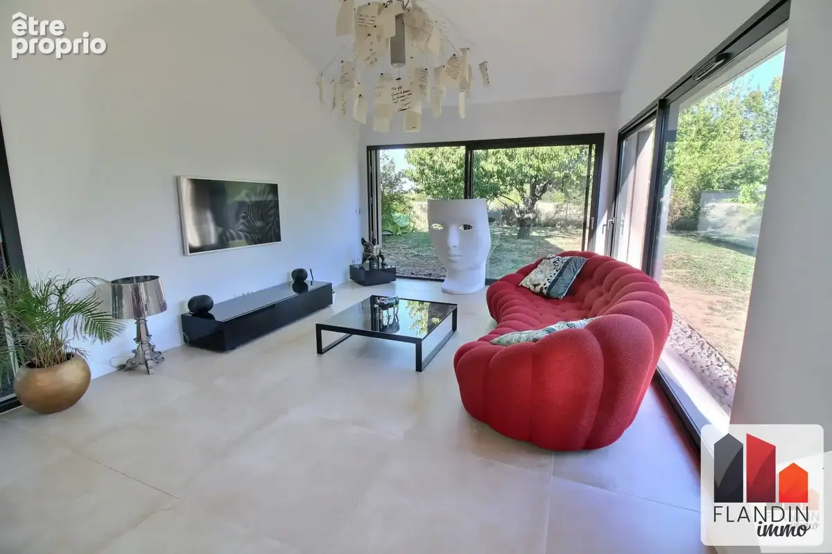 Maison 5 pièces 120 m² à vendre à Vourles (69390) - photo 2