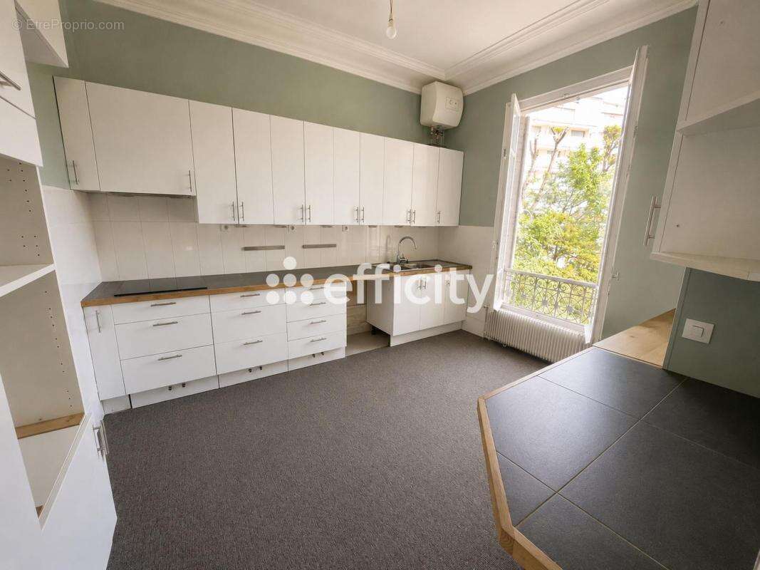 Appartement à VERSAILLES