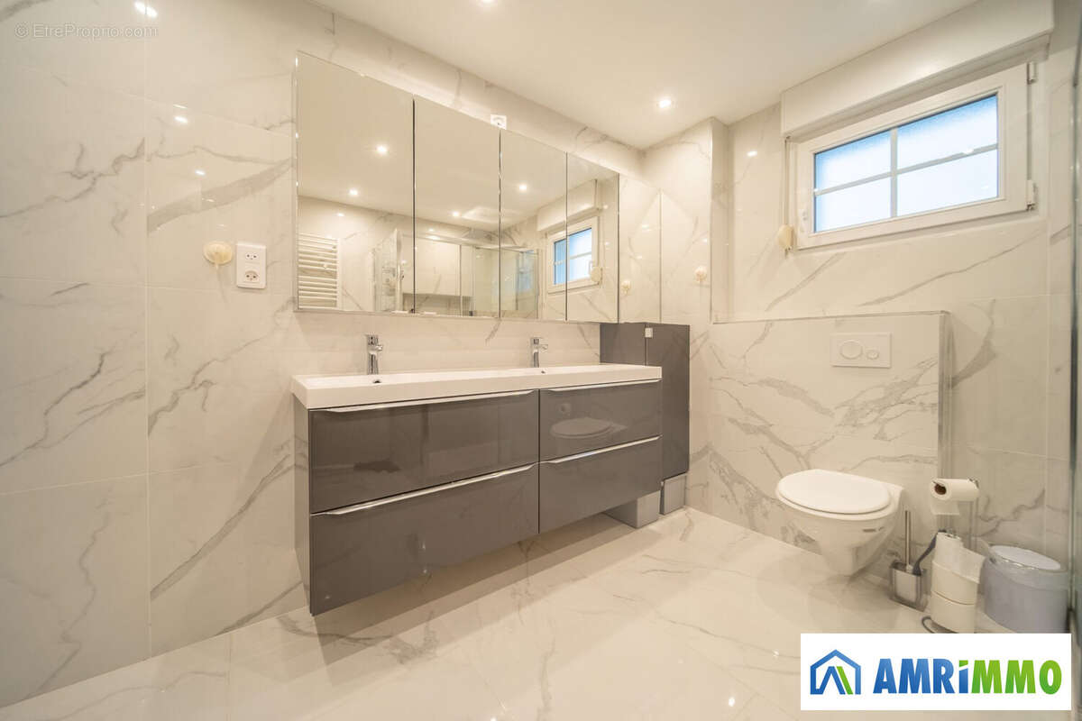 Maison à MORFONTAINE