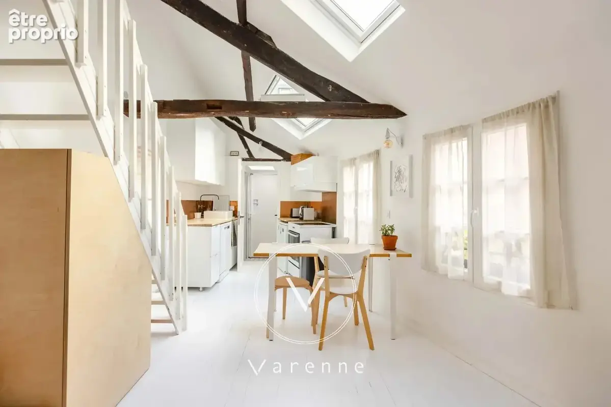 Paris 6 - Place Saint Sulpice - Dernier Etage - Esprit Loft - 41 m² - photo 4