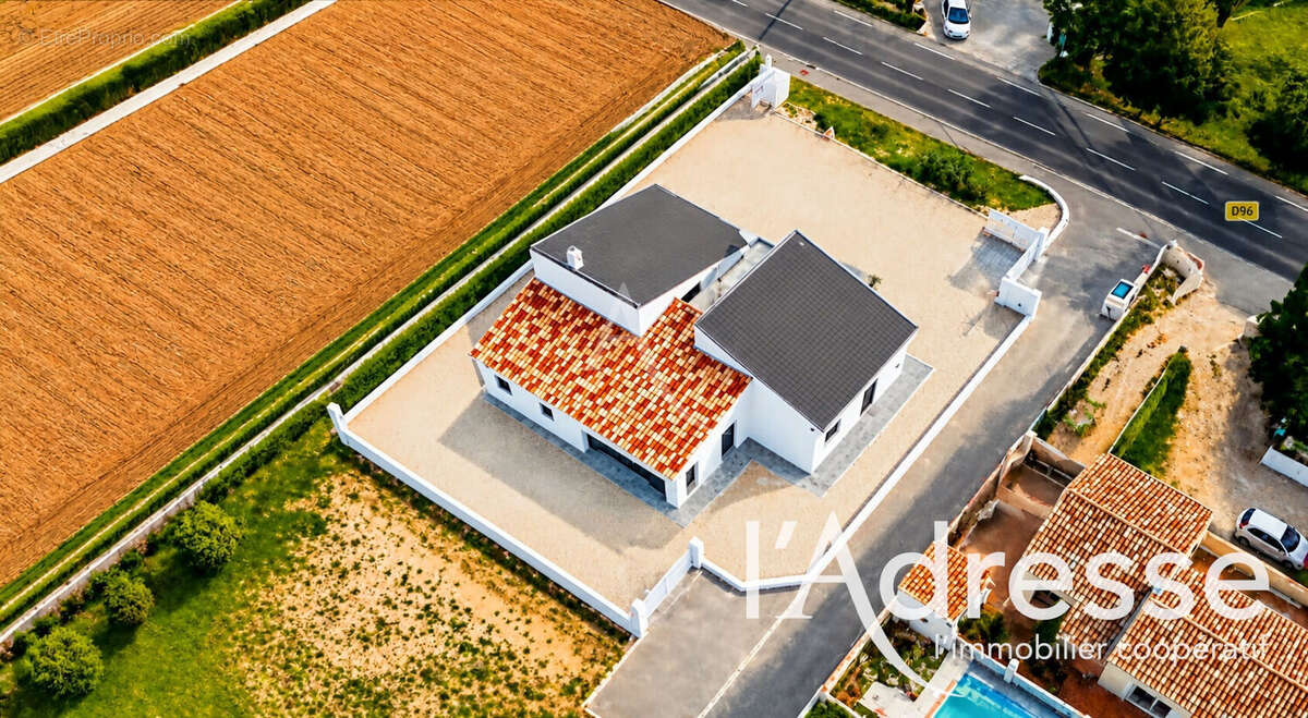 Murs Commerciaux - 250 m2 - photo 6