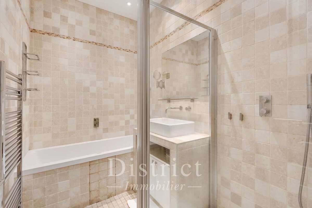 A proximité Notre Dame et de la Seine - 3pièces de 64,26 m² - 2 chambres - photo 8