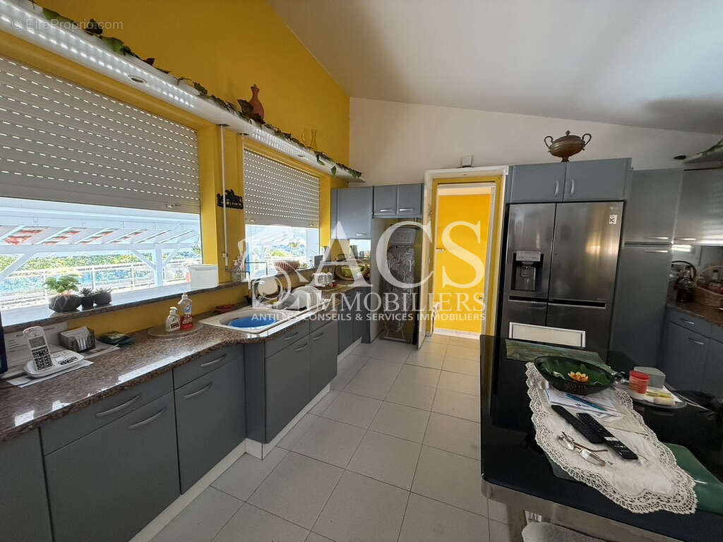 Maison à SCHOELCHER