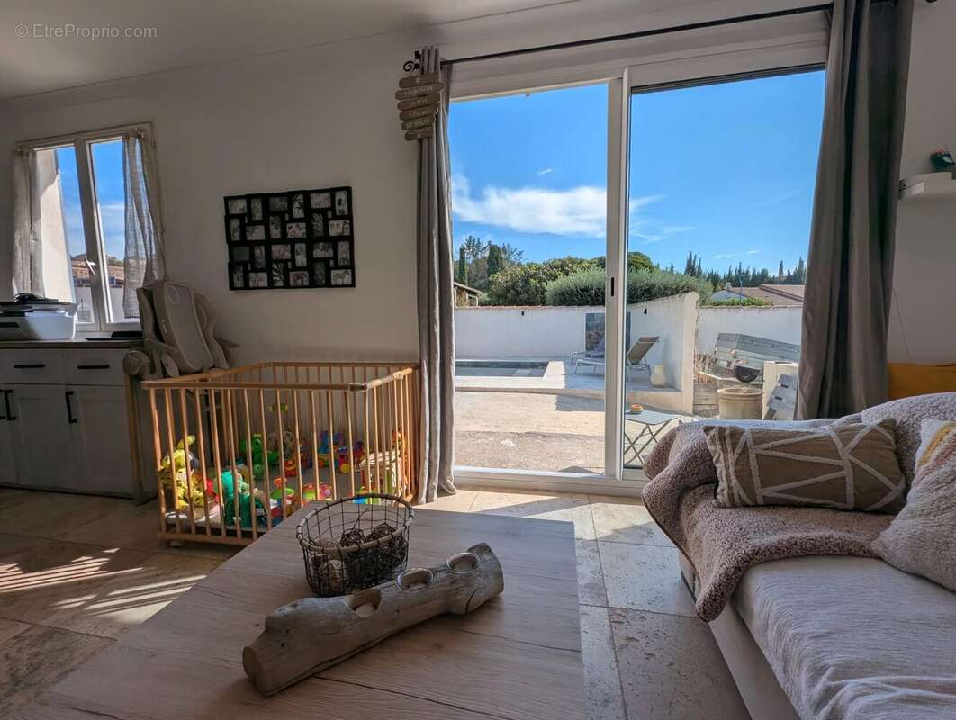 Maison à SAINT-GILLES