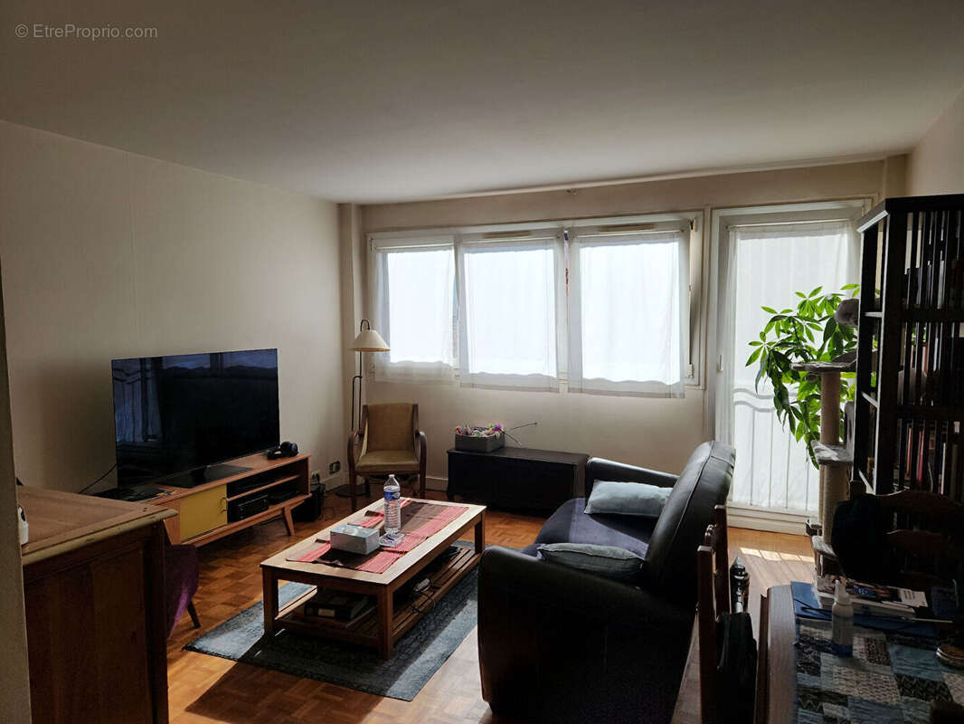 Appartement à VILLEMOMBLE