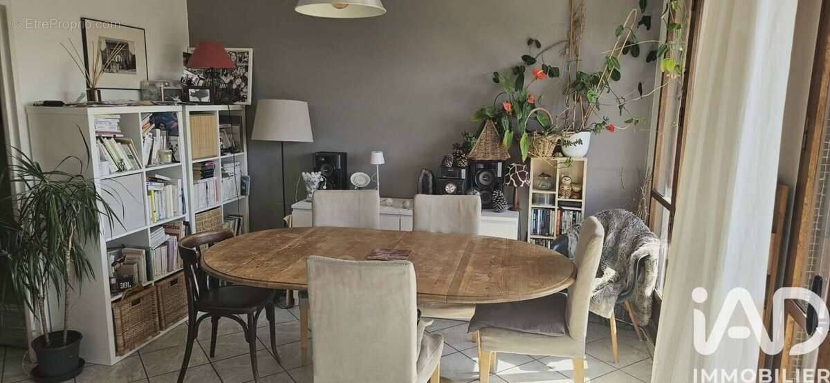 Photo 3 - Appartement à NEUILLY-SUR-MARNE