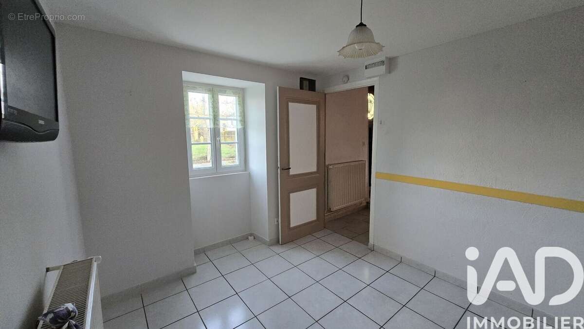 Maison 108 m² à Geronce  - photo 7