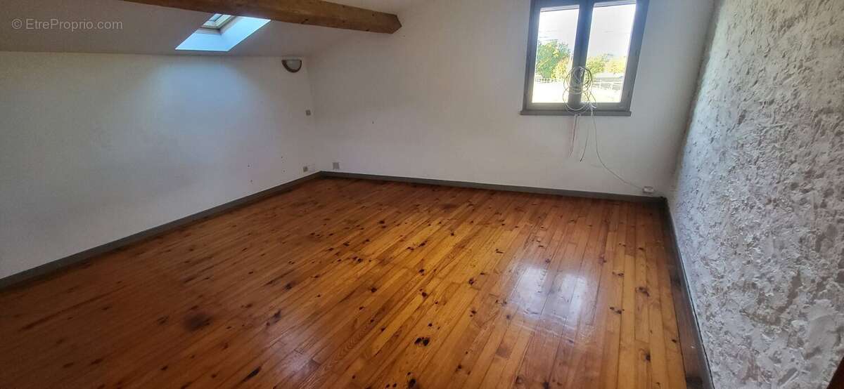 Maison à COUFFOULENS